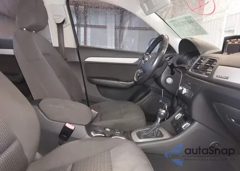 2014 Audi Q3 z USA, uszkodzony, nr VIN WAUDF8U80ER01367